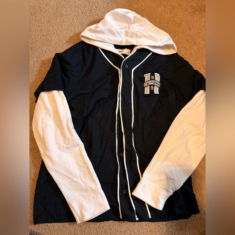 Men’s Hollister Black and White Hooded Baseball Jersey